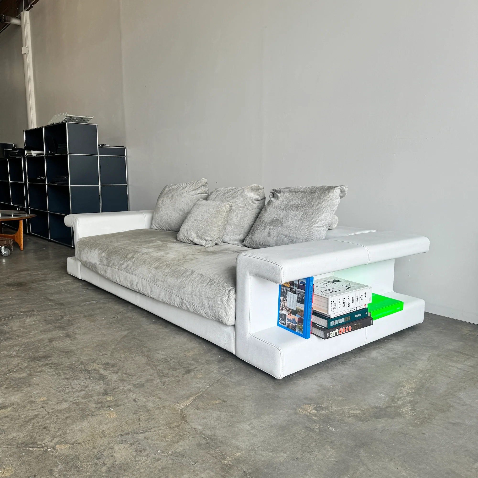 Thumbnail 3